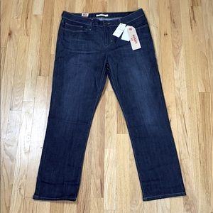 Levi’s women’s 712 slim